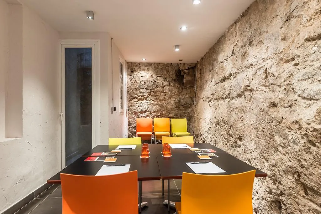 Apartment Apartaments Ciutat Vella Barcelona Spain